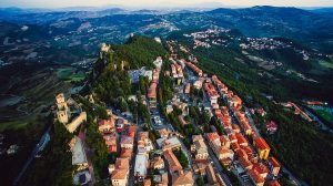 Flygfoto över San Marino
